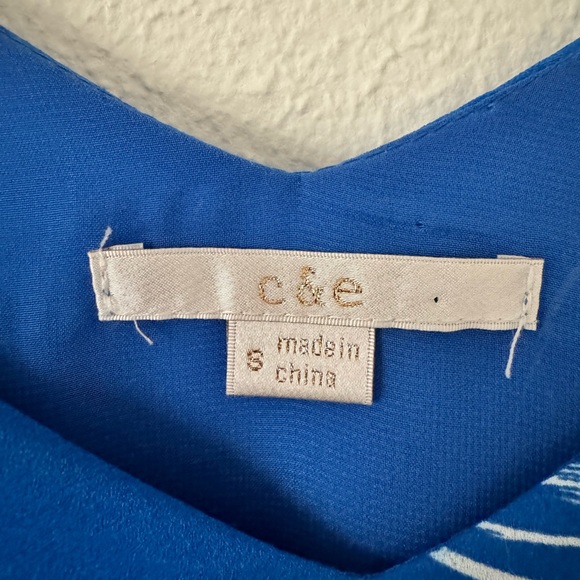 C&E FLORAL DRESS - Picture 4 of 4